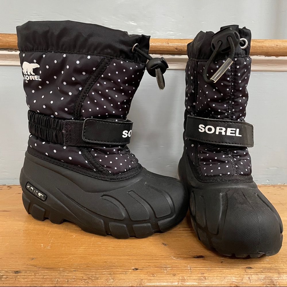 Sorel kids winter boots.